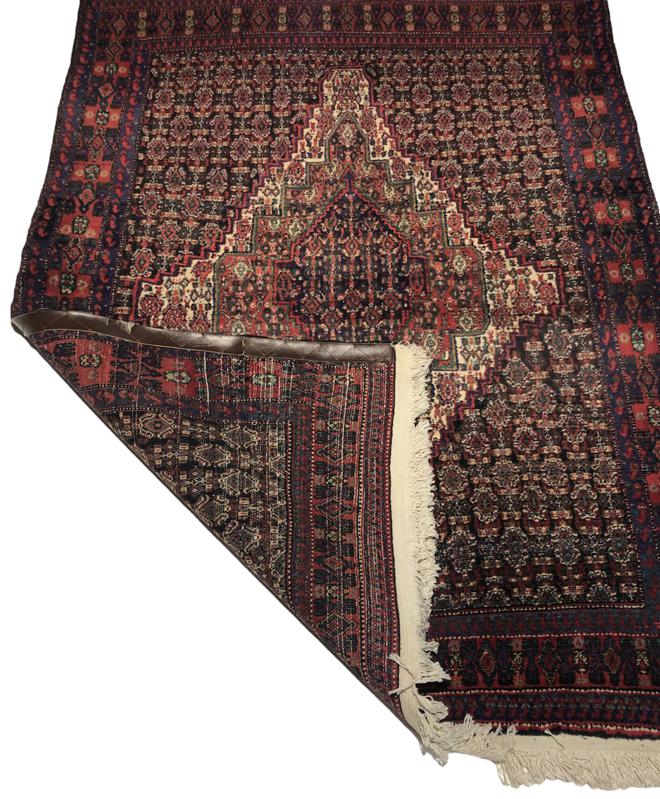 Sanandaj persian rug