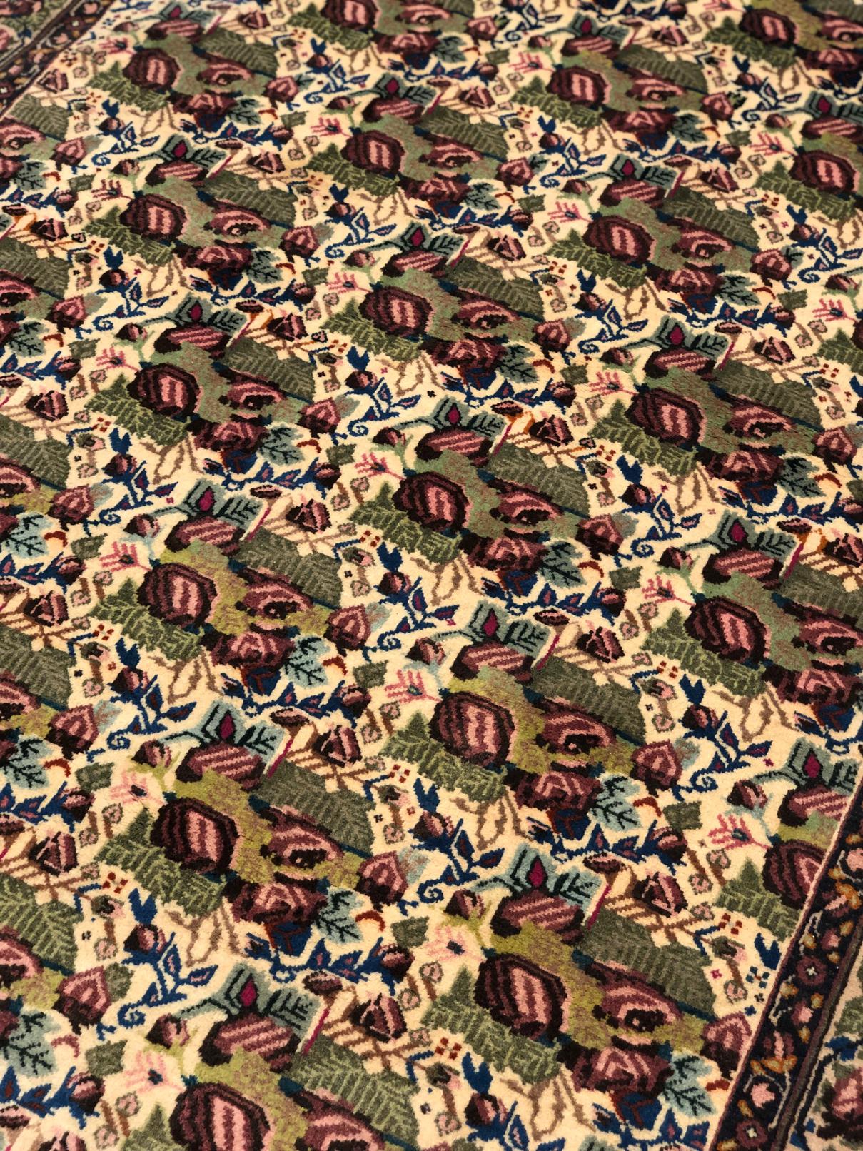 Sirjan Persian Rug
