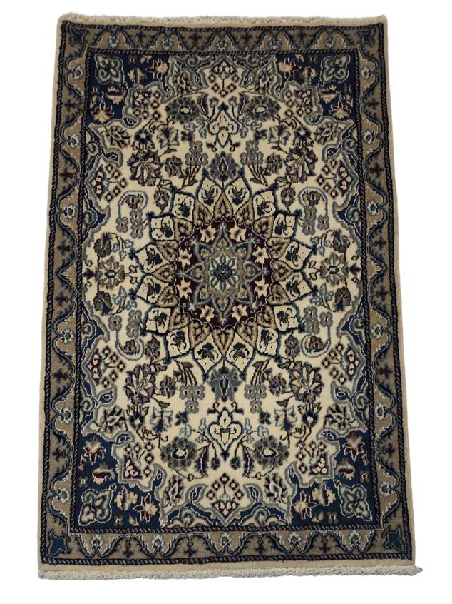 Nain Persian Rug