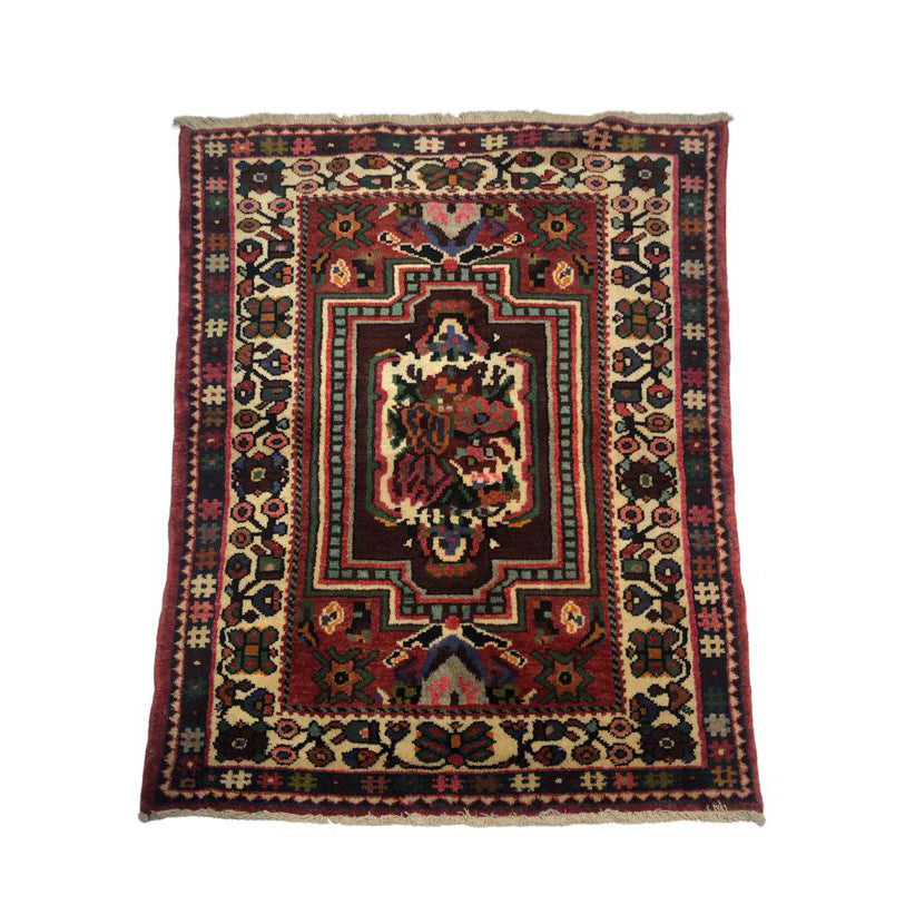 Bakhtiar Persian Rug 152cm x 112cm