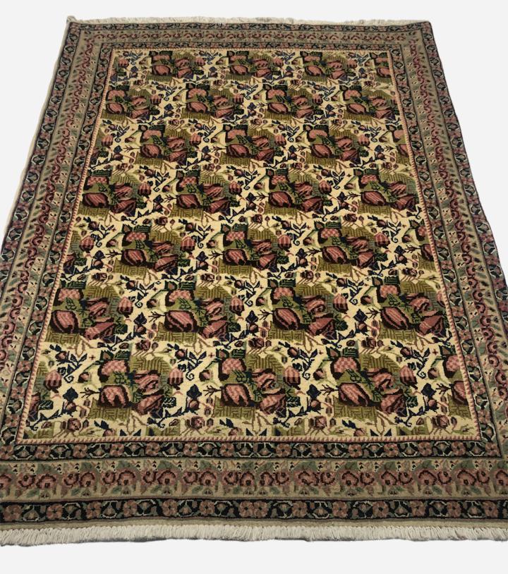 Sanandaj Senneh Persian Rug