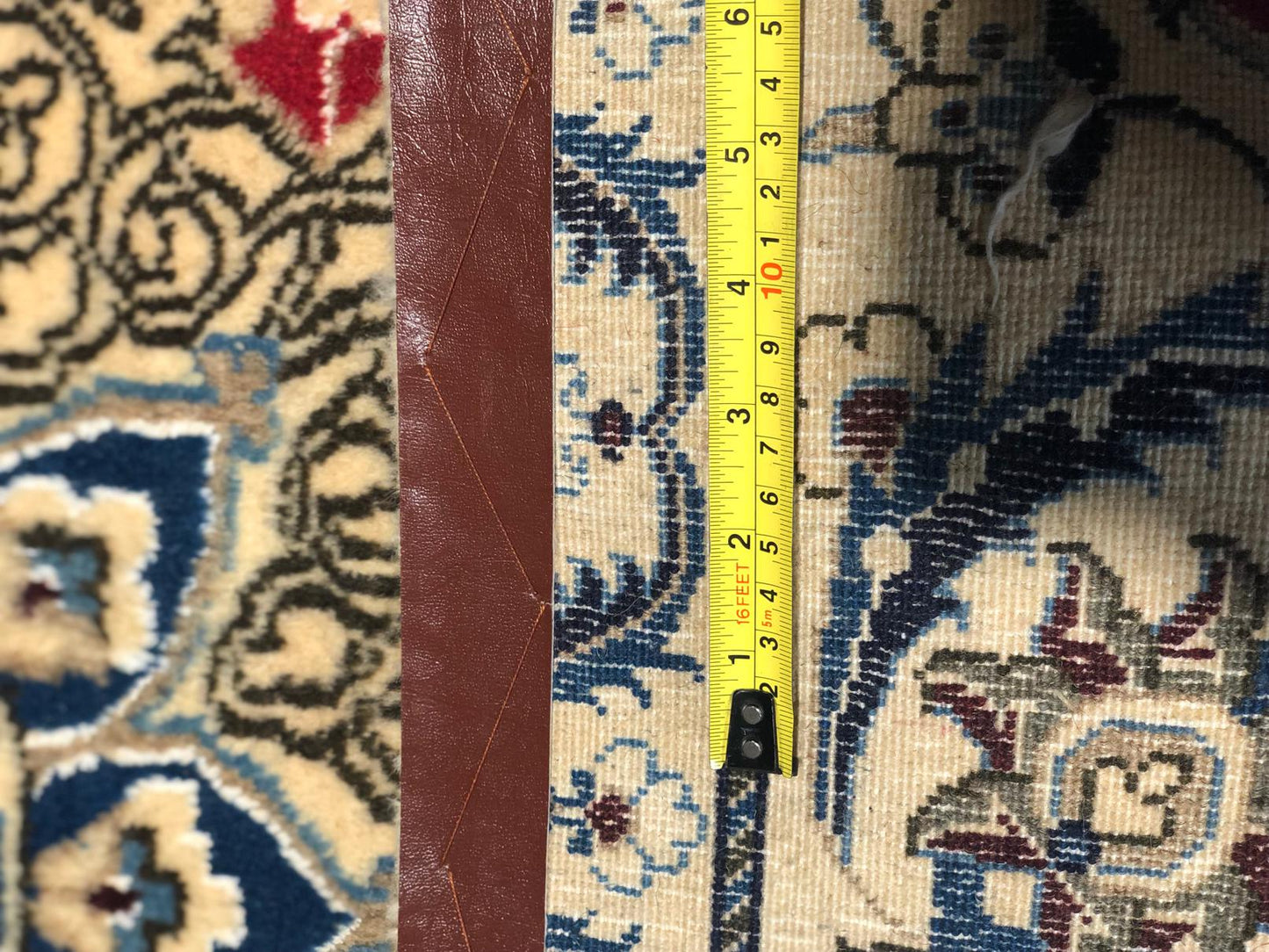 Nain Persian Rug