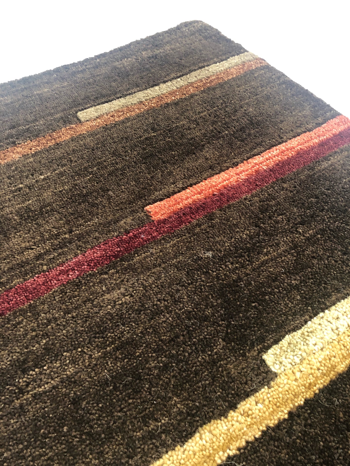 line-carpet
