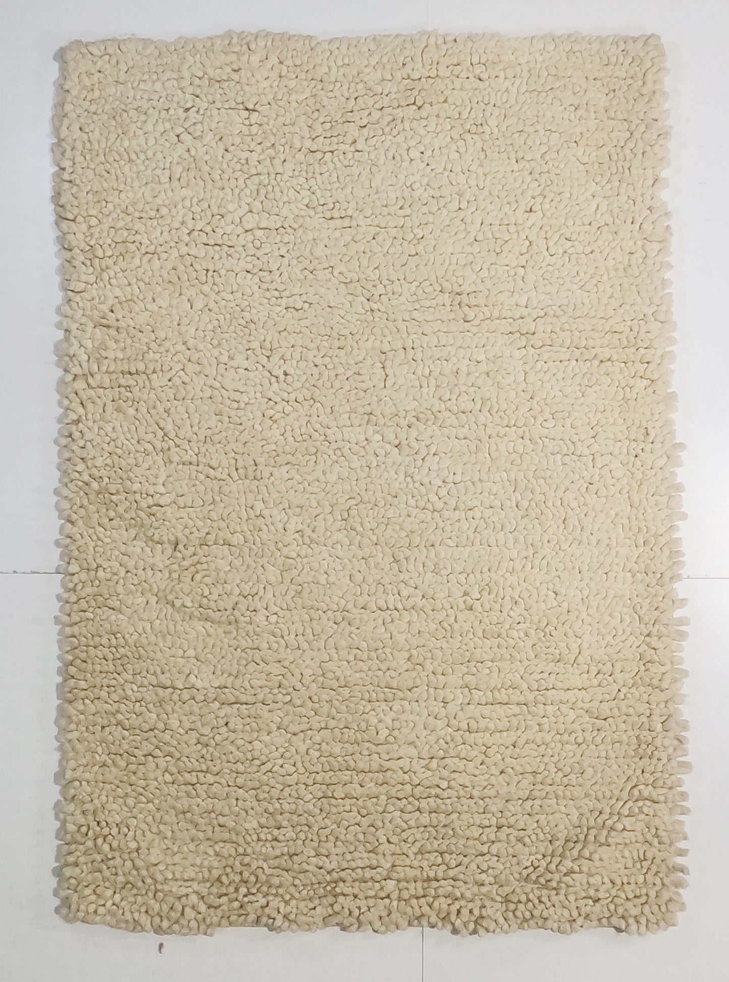 white_carpet