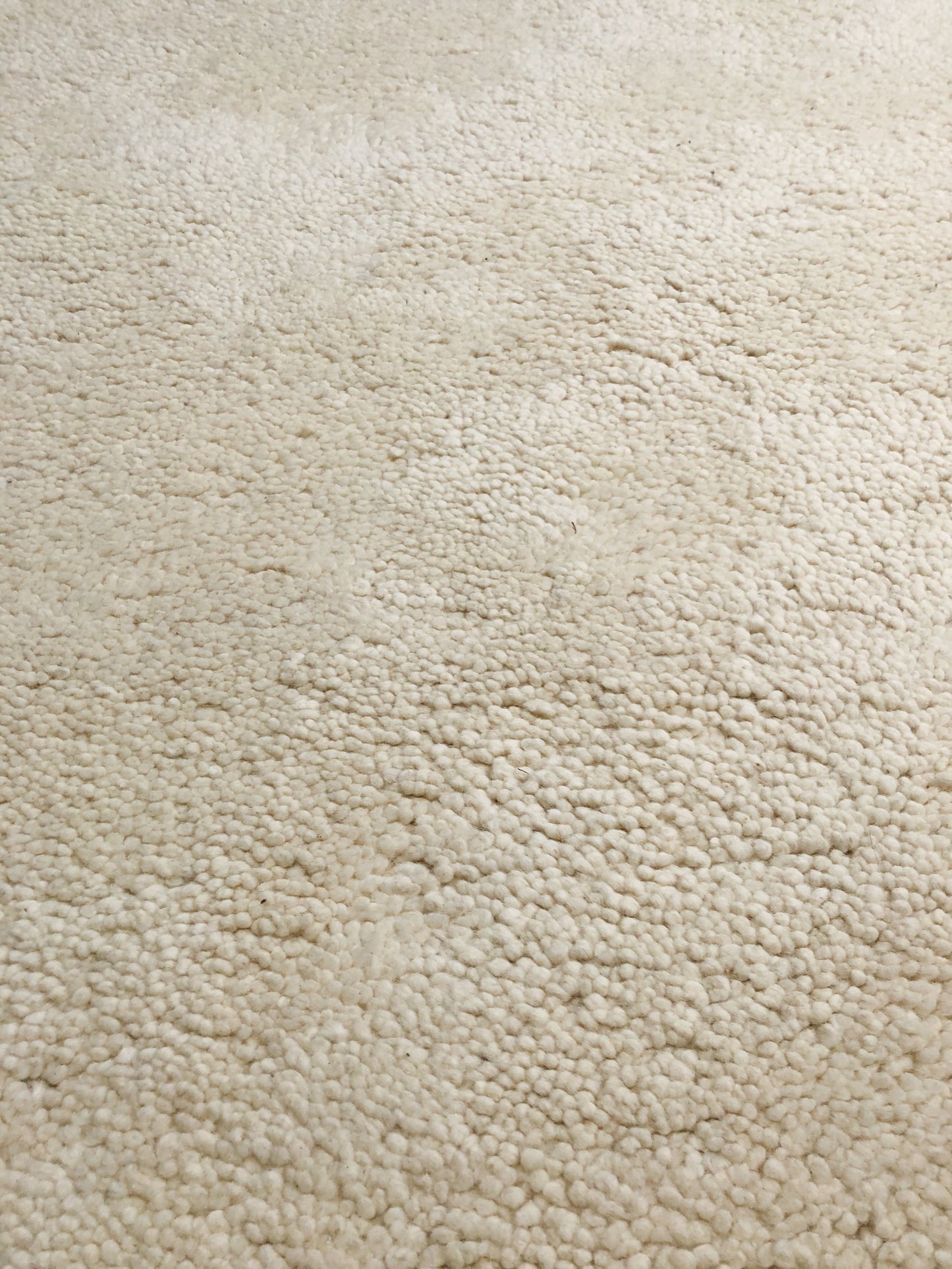 white_carpet
