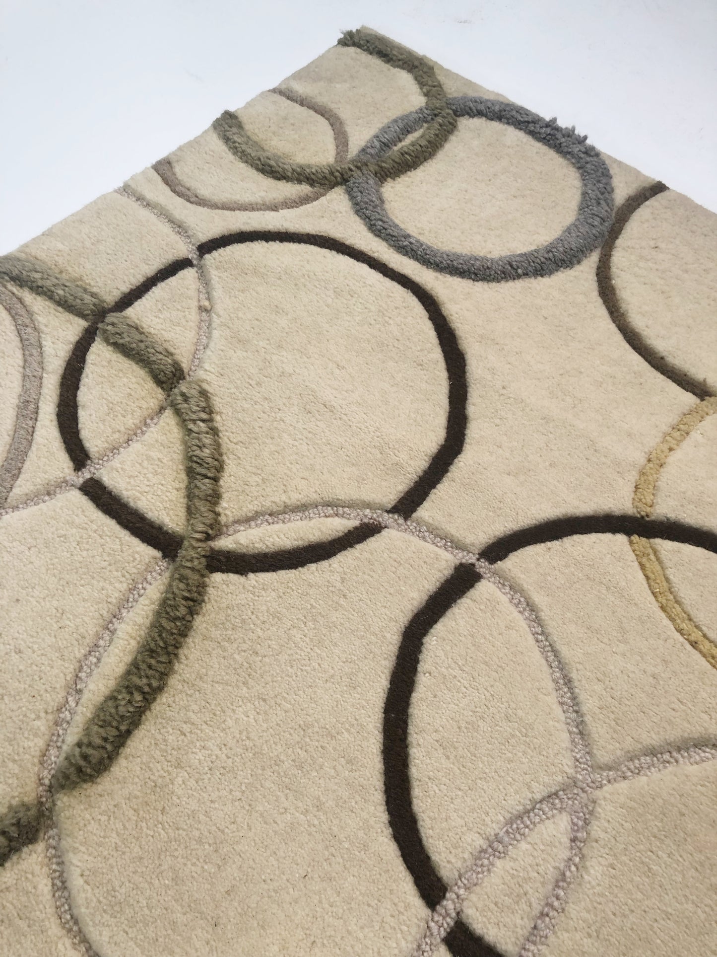 rings_carpet