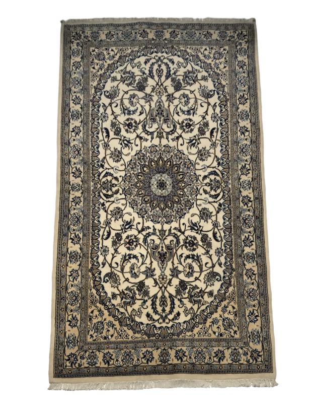 Nain Persian Rug