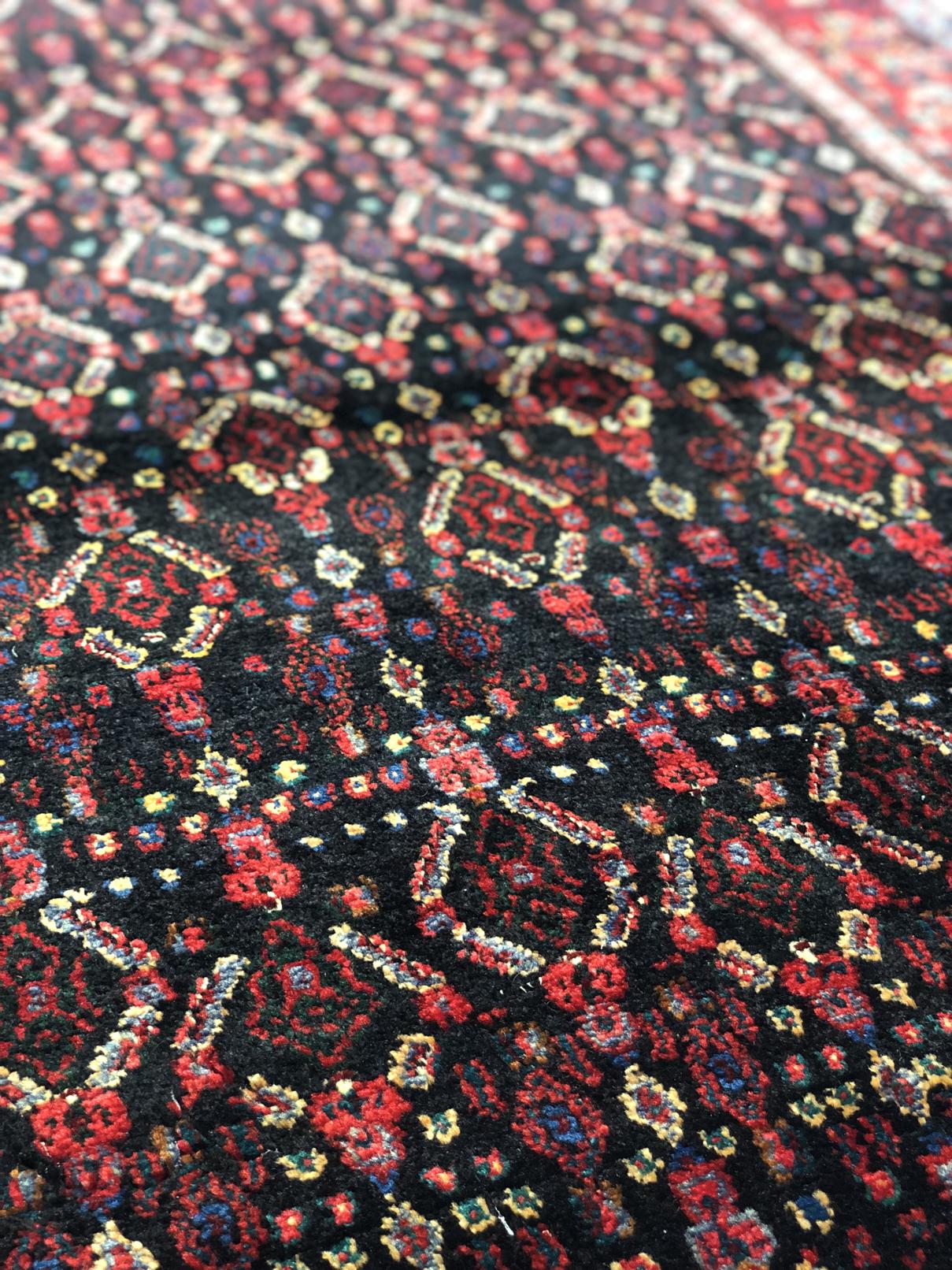 Sanandaj Senneh Persian Rug