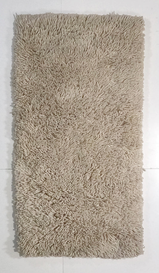 white_carpet